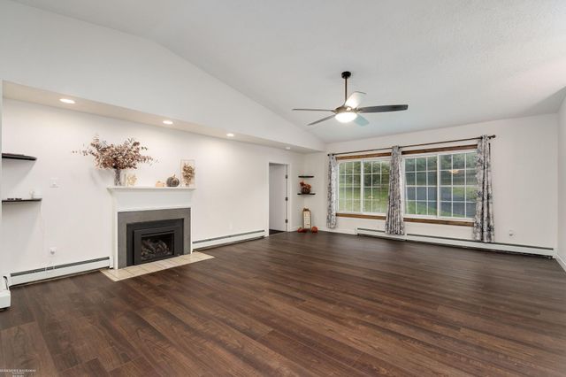 5196 Greenview Drive, Independence Twp, MI 48348