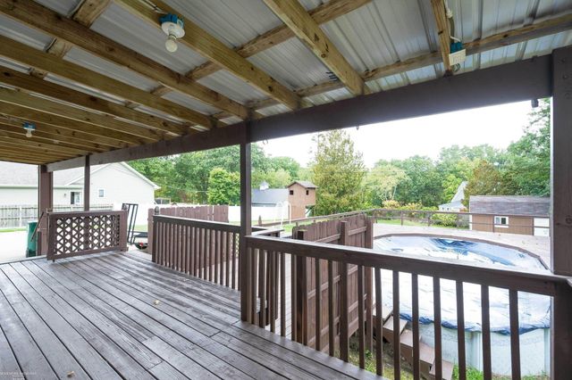 5196 Greenview Drive, Independence Twp, MI 48348