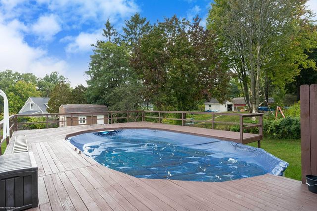 5196 Greenview Drive, Independence Twp, MI 48348