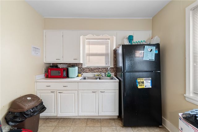 696 Merton Avenue, Akron, OH 44306