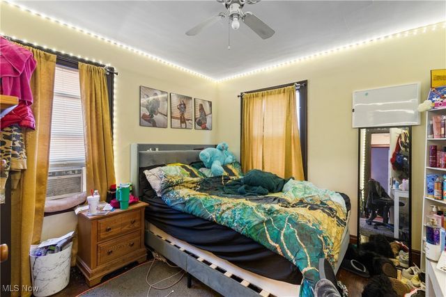 696 Merton Avenue, Akron, OH 44306