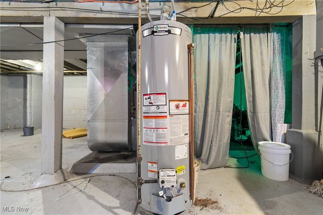 696 Merton Avenue, Akron, OH 44306