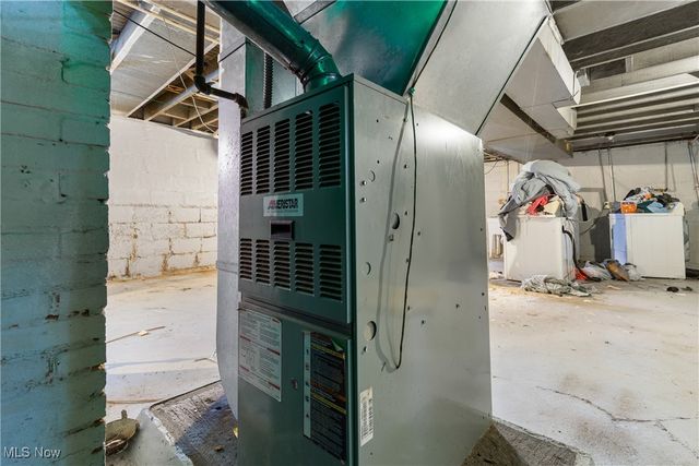 696 Merton Avenue, Akron, OH 44306