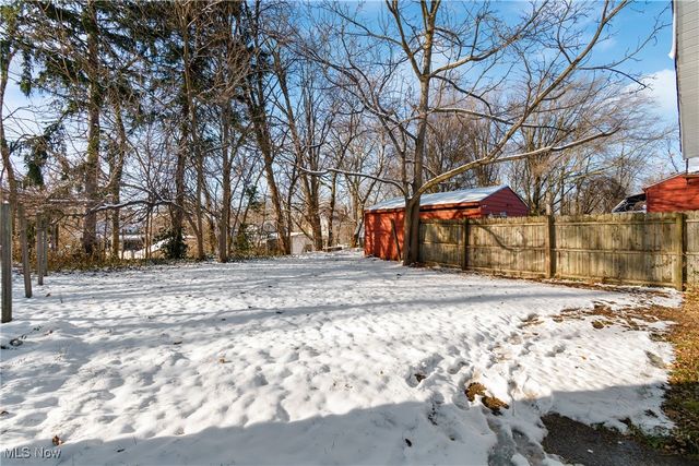 696 Merton Avenue, Akron, OH 44306