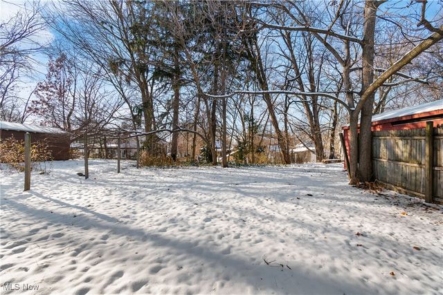 696 Merton Avenue, Akron, OH 44306