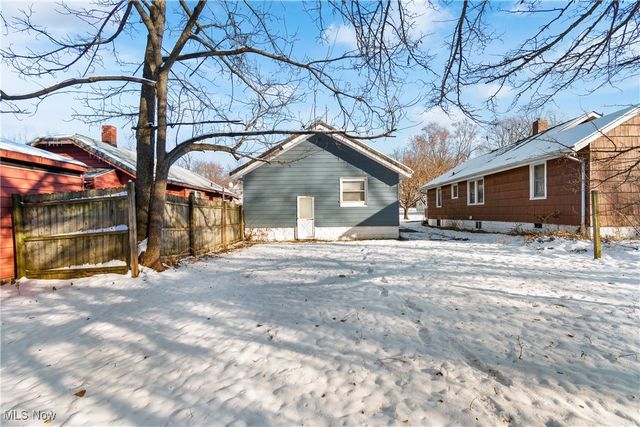 696 Merton Avenue, Akron, OH 44306