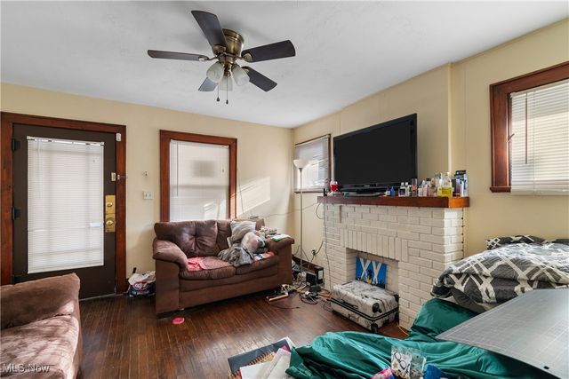 696 Merton Avenue, Akron, OH 44306