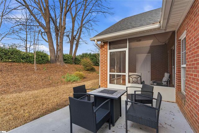 141 Dove Haven Drive, Simpsonville, SC 29681