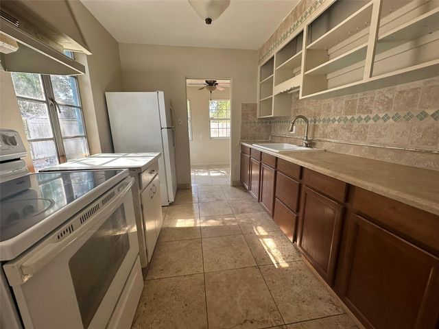 1037 40TH STREET, Sarasota, FL 34234