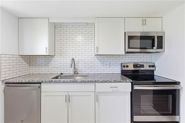 1906 Lawrence Court, Kansas City, KS 66103
