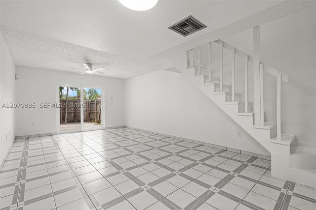 8000 SW 151st Ct 614, Miami, FL 33193