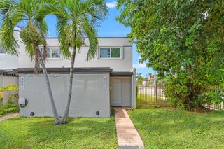 8000 SW 151st Ct 614, Miami, FL 33193