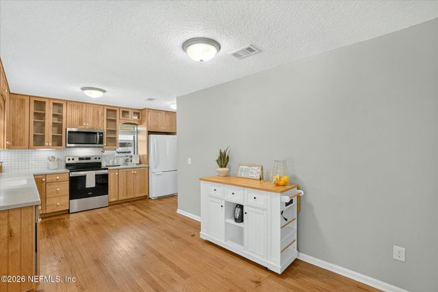 11557 BASKERVILLE Road, Jacksonville, FL 32223
