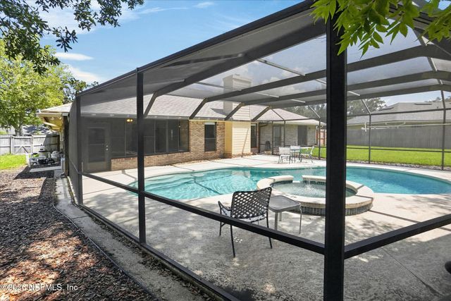 11557 BASKERVILLE Road, Jacksonville, FL 32223