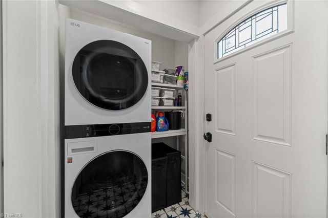 1004 Albert Street, Winston-salem, NC 27101