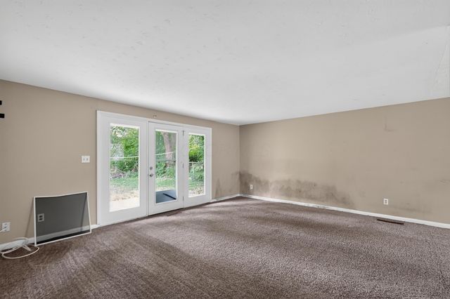 5831 Varadero Drive, Westerville, OH 43081