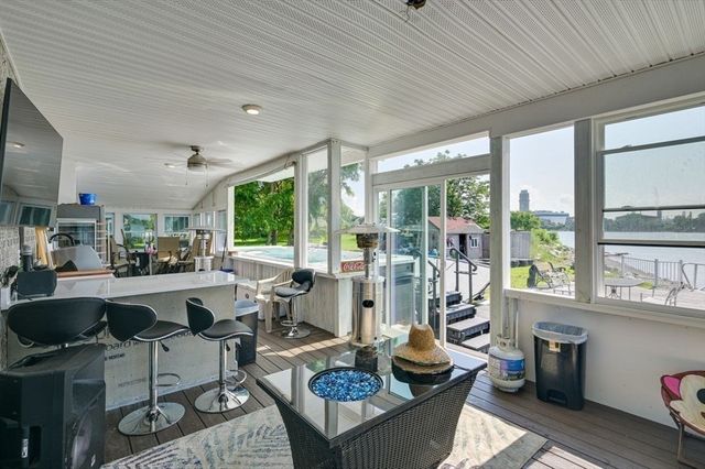 104 Kings Cove Beach Road, Weymouth, MA 02191