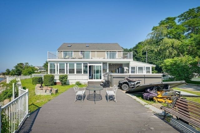 104 Kings Cove Beach Road, Weymouth, MA 02191