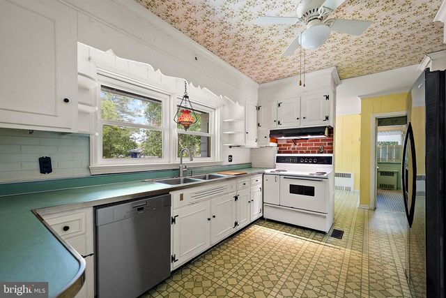 609 N PINEHURST AVE, Salisbury, MD 21801