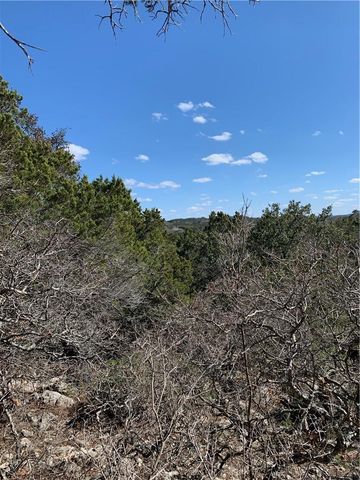 441 Cliffview CIR, Canyon Lake, TX 78133
