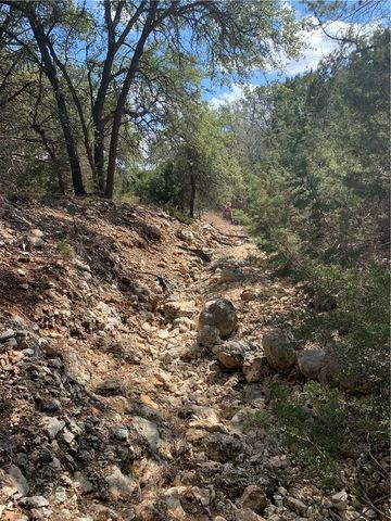 441 Cliffview CIR, Canyon Lake, TX 78133