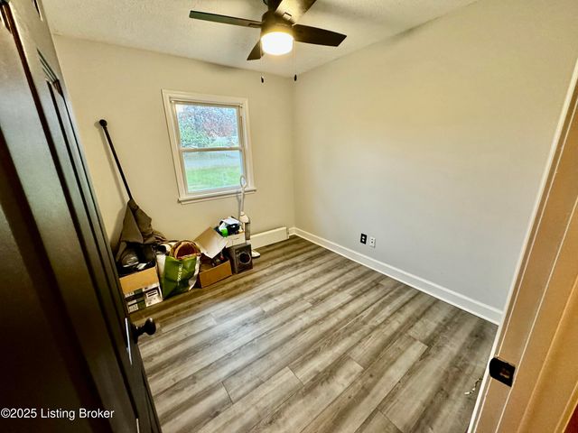 111 Duncan Ave, La Grange, KY 40031