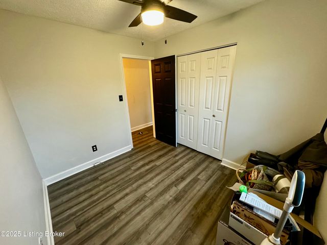 111 Duncan Ave, La Grange, KY 40031