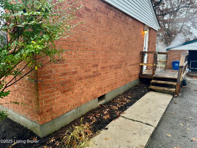 111 Duncan Ave, La Grange, KY 40031