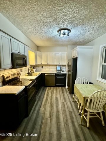 111 Duncan Ave, La Grange, KY 40031