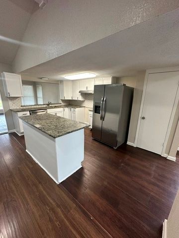 3614 Skyline Drive, Rowlett, TX 75088