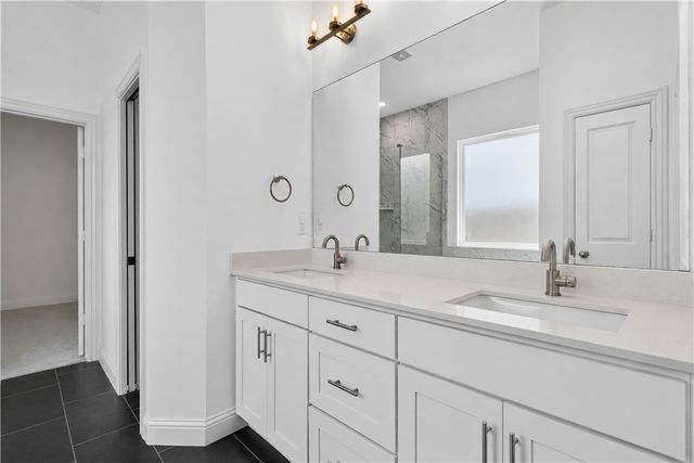 5101 SW Bedford Road, Bentonville, AR 72713