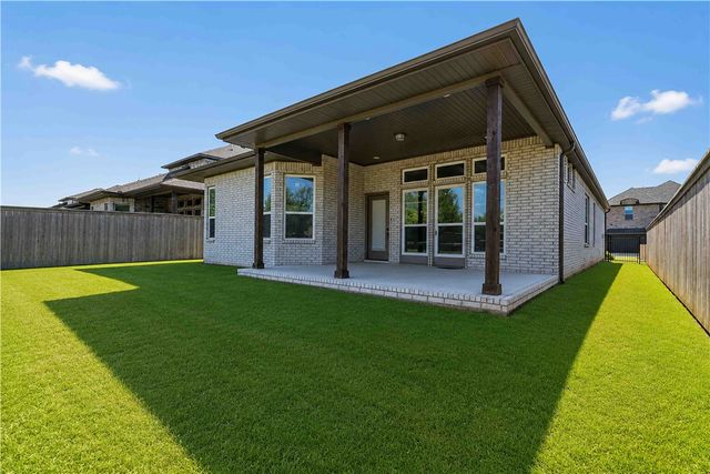 5101 SW Bedford Road, Bentonville, AR 72713