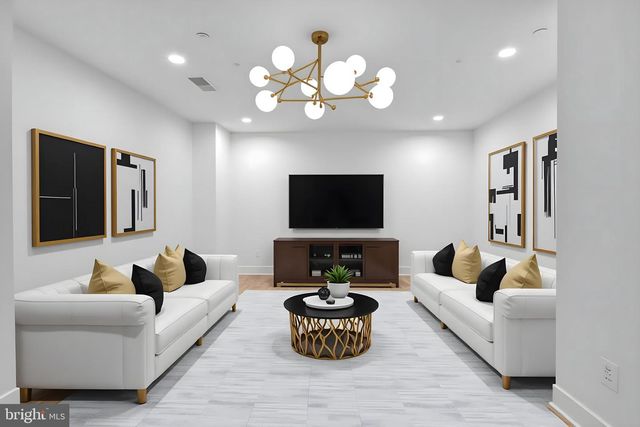 5420 GOSHAWK ALY, Bethesda, MD 20816