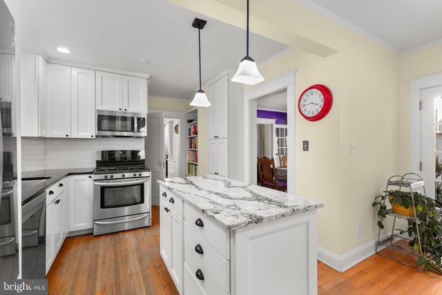 900 WOLFE ST, Fredericksburg, VA 22401