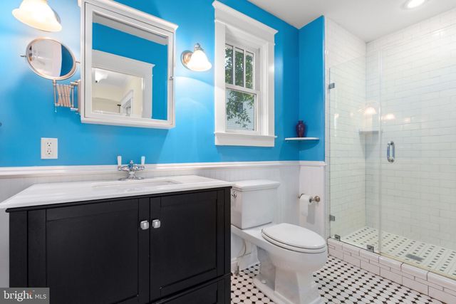 900 WOLFE ST, Fredericksburg, VA 22401