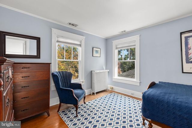 900 WOLFE ST, Fredericksburg, VA 22401