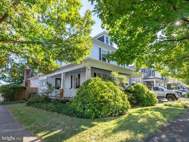 900 WOLFE ST, Fredericksburg, VA 22401
