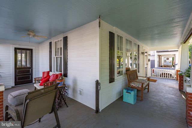 900 WOLFE ST, Fredericksburg, VA 22401