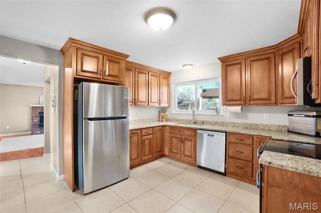 914 Blake Court, St Peters, MO 63376