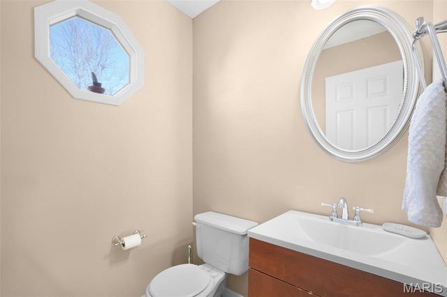 914 Blake Court, St Peters, MO 63376