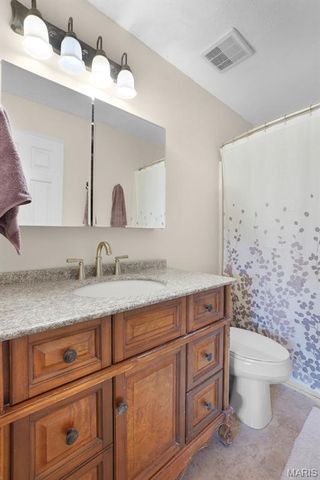 914 Blake Court, St Peters, MO 63376