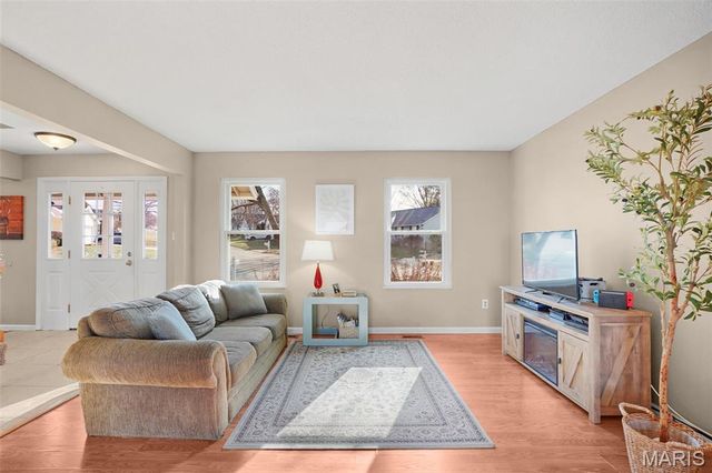 914 Blake Court, St Peters, MO 63376