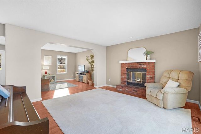 914 Blake Court, St Peters, MO 63376