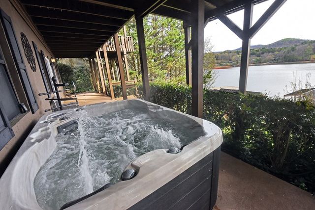 19 Wooten Circle, Blairsville, GA 30512
