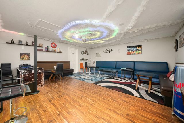 9019 Grape Street, Houston, TX 77036