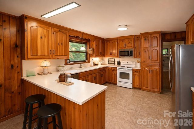 8031 George Hildebran School Road, Connelly Springs, NC 28612
