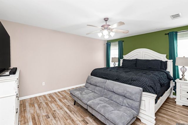 36001 Portsmouth Dr, Denham Springs, LA 70706