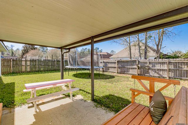 36001 Portsmouth Dr, Denham Springs, LA 70706