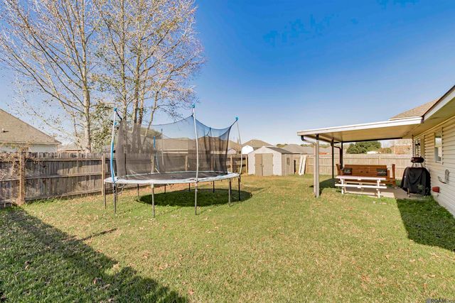 36001 Portsmouth Dr, Denham Springs, LA 70706