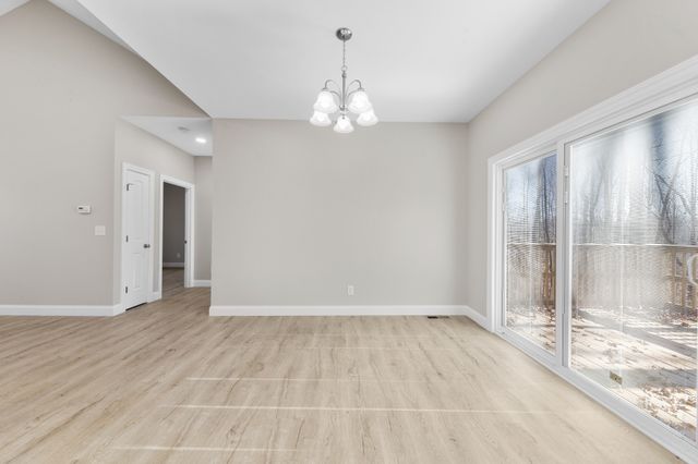 32 Periwinkle Path, Leoma, TN 38468